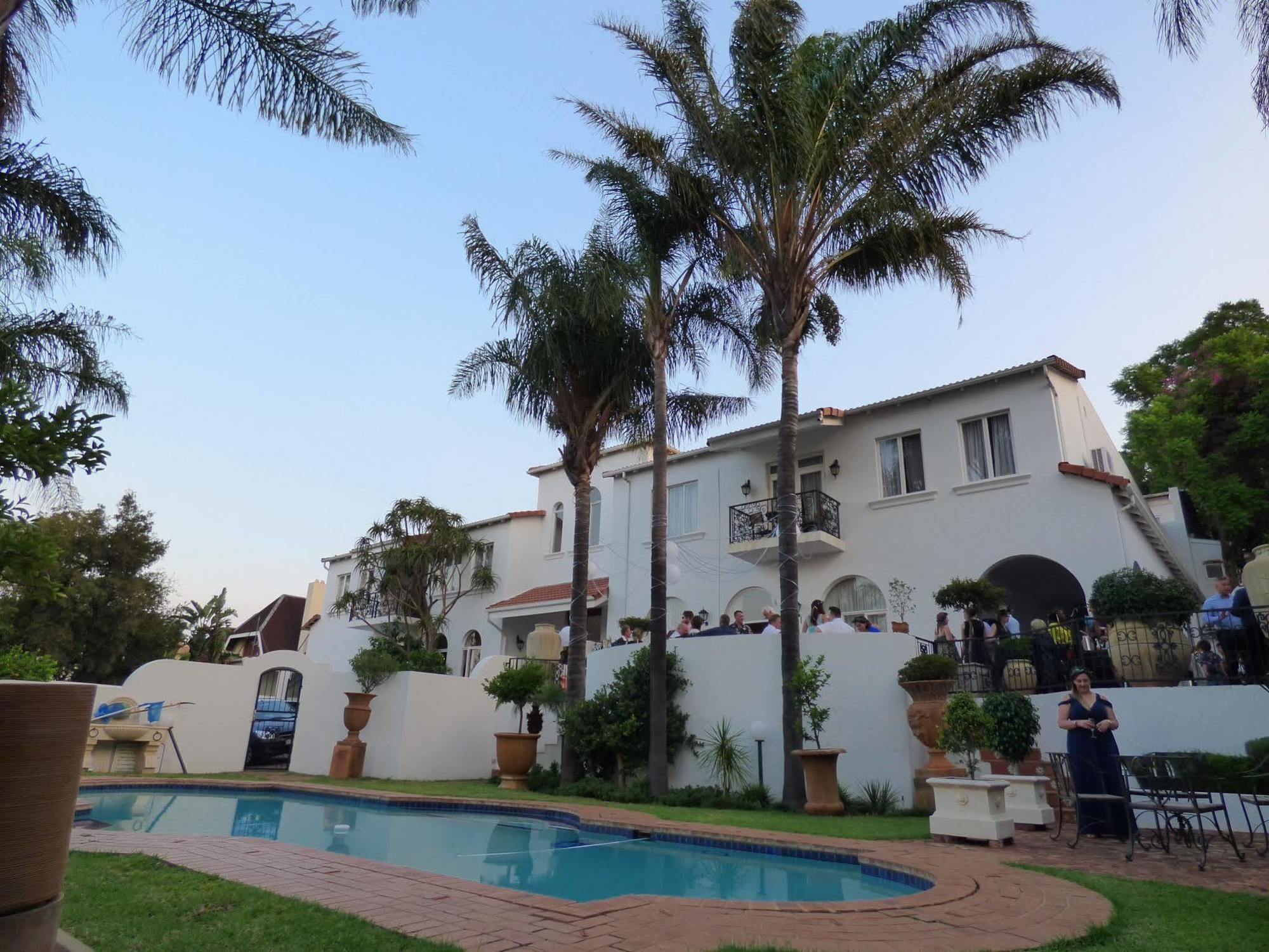 Capital House Boutique Hotel Pretoria-Noord Exterior foto